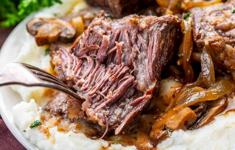 braised boneless pork short ribs