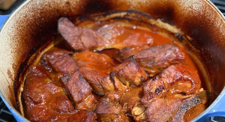 bbq country style ribs in dutch oven