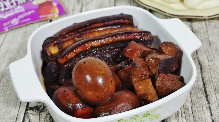 asian braised pork belly