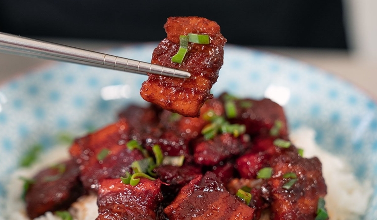 braised chinese pork belly