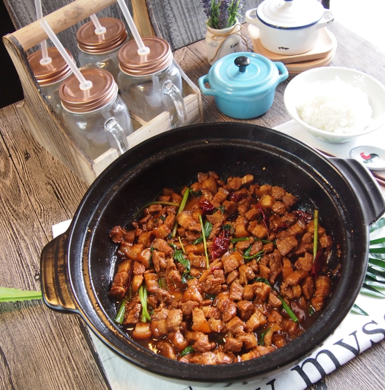 braised pork belly spice and pans