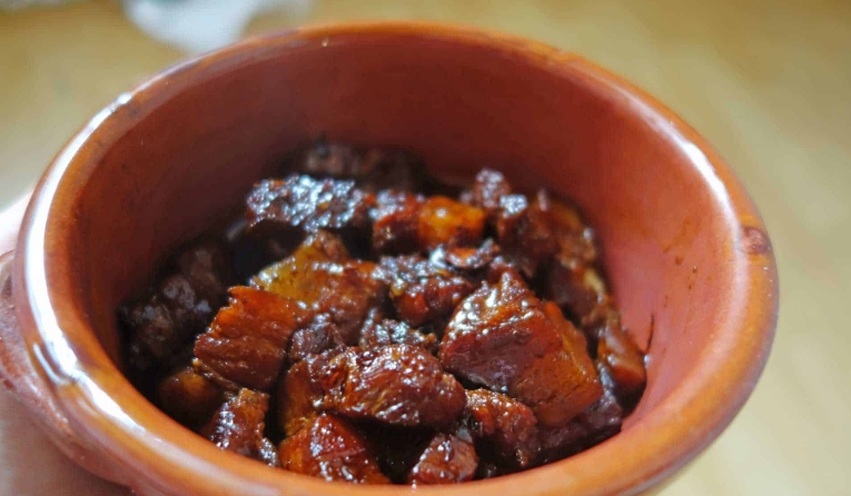 braised pork belly with chestnut