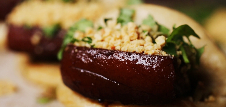 braised pork belly bao