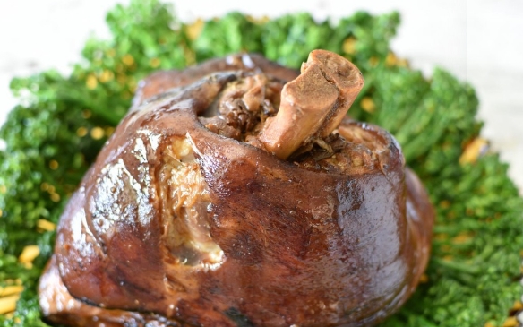 braised leg of pork