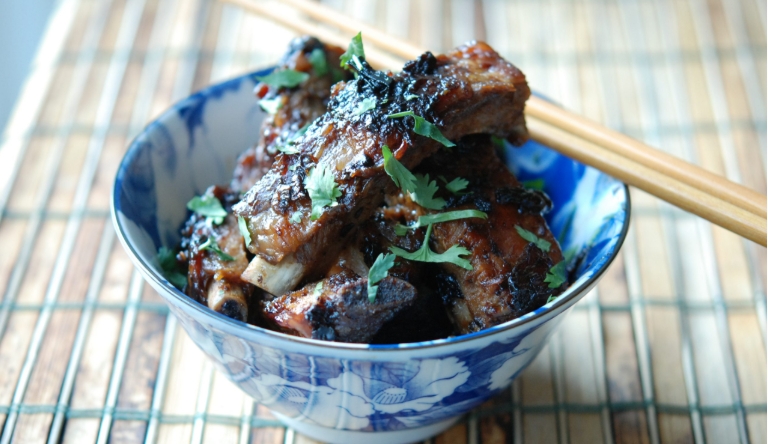 braised pork ribs with hoisin sauce
