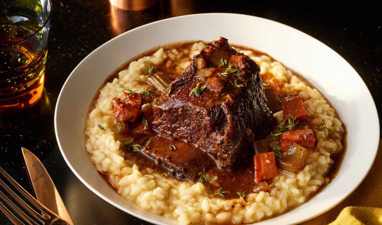 braised pork ribs with mushroom
