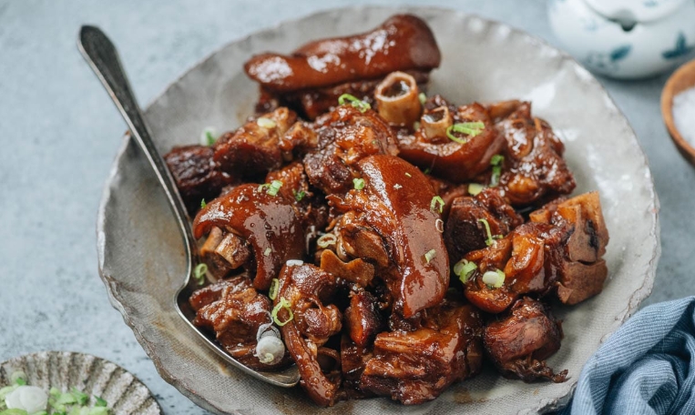 braised pork stew chinese