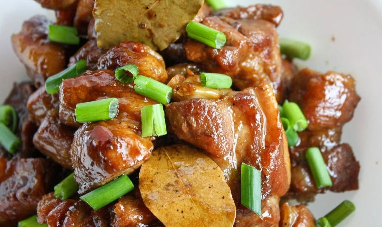 braised pork in tagalog