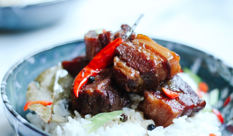 braised pork filipino style