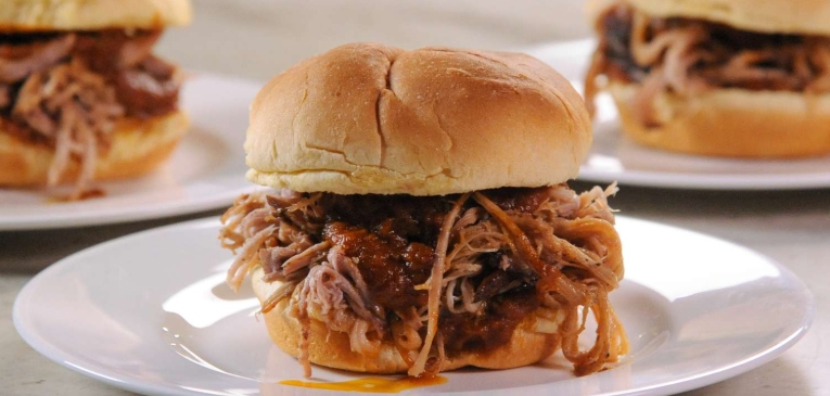 easy braised pork shoulder