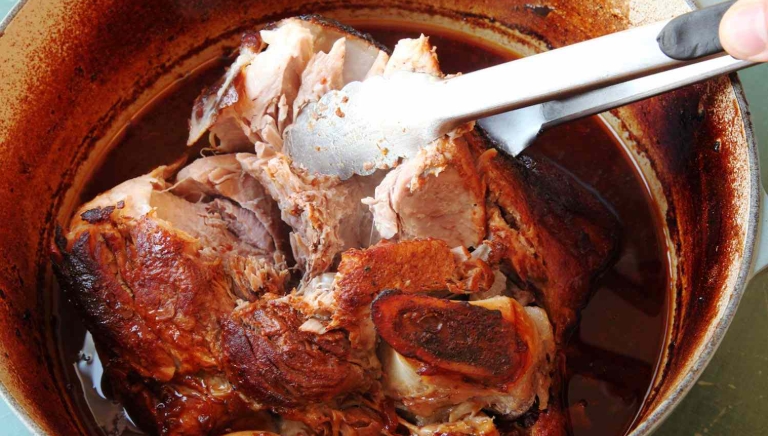 dutch oven pork spare ribs