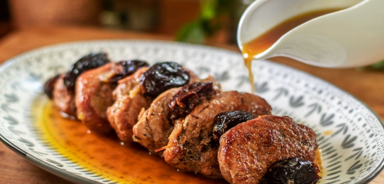 braised pork with plums