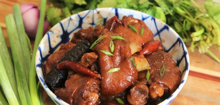 chinese pork knuckle