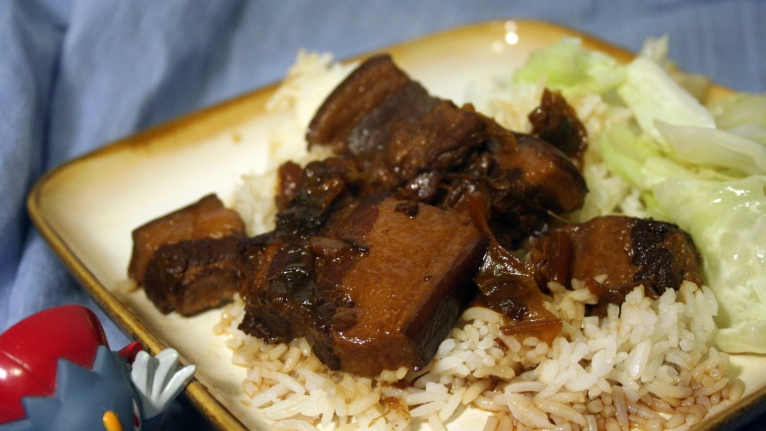 braised pork with preserved vegetable